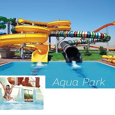 Wonasis Resort & Aqua Hotel-2